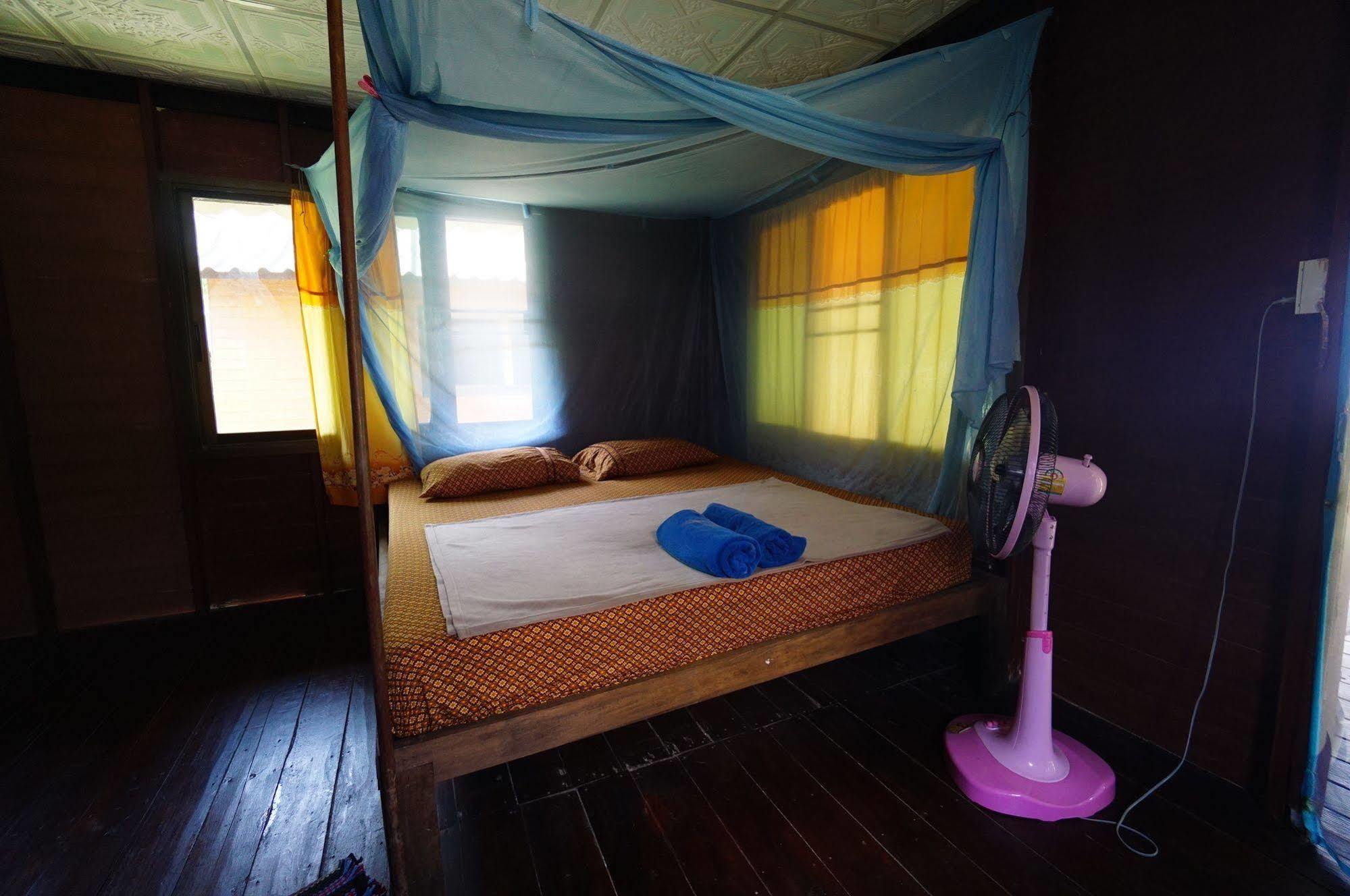Koh Yao Beach Bungalows Ko Yao Noi Exterior photo
